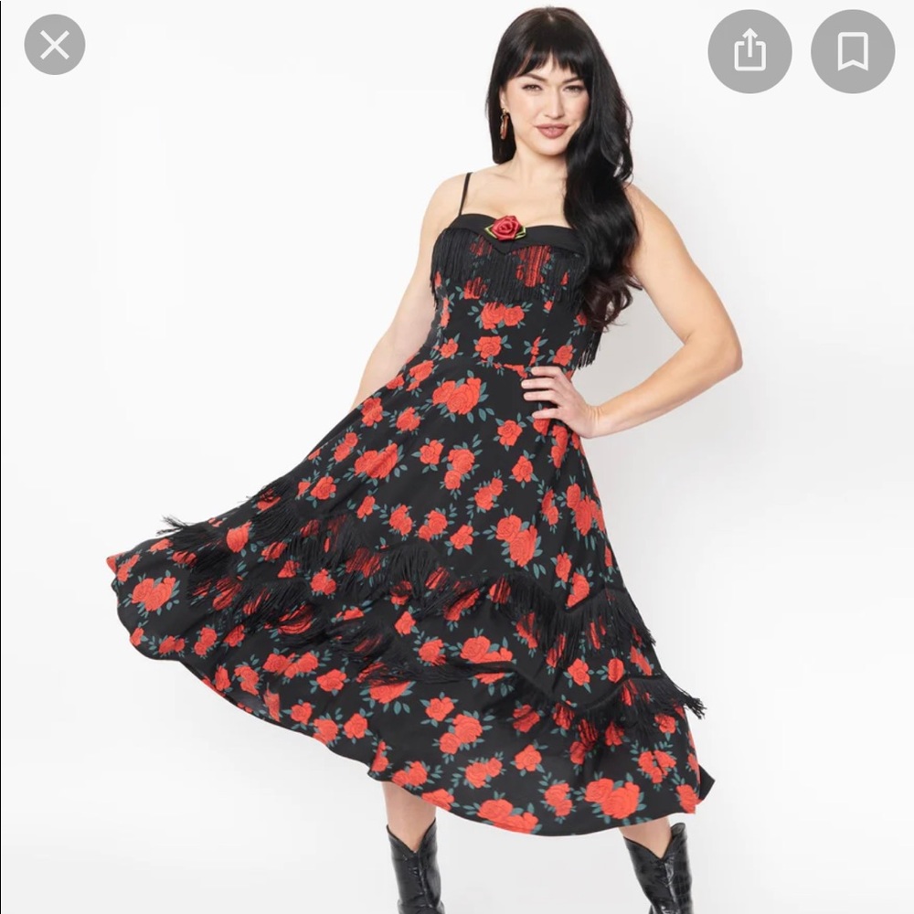 Unique Vintage NWT Black & Red Rose Print Girlie Swing Dress size M (6-8)